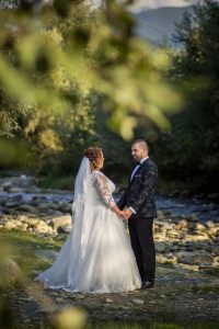 Sedinta foto dupa Nunta-Adi si Cyntia la Castelul de Lut